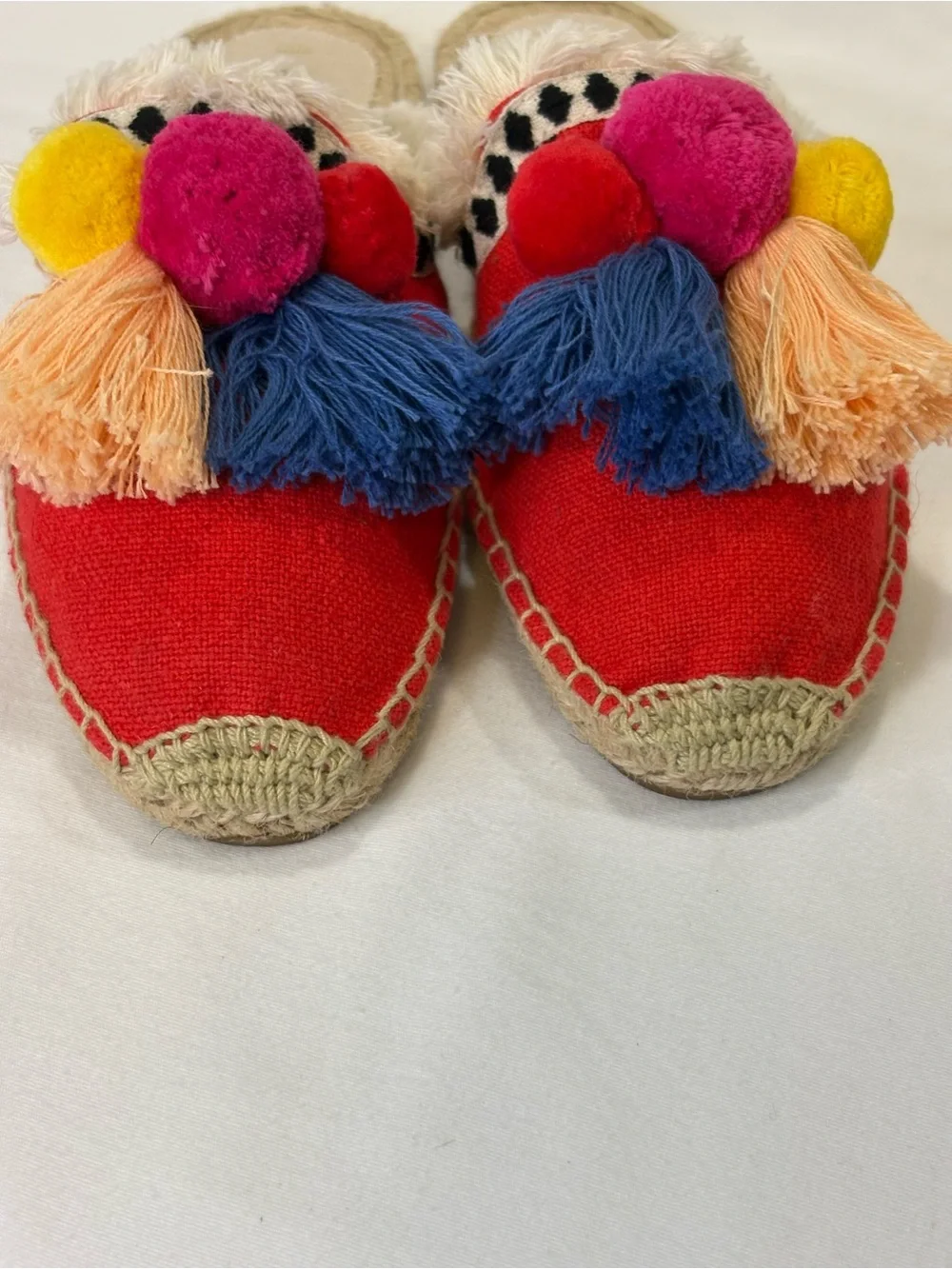NWOB SALUDOS Red Colorful Pom-Pom Espadrille Mules SZ 6 $110
